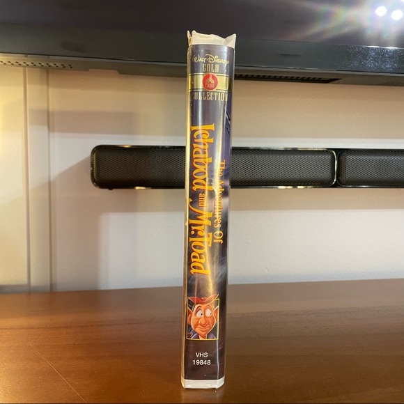 Vintage Disney The Adventures of Ichabod and Mr. Toad GOLD COLLECTION VHS - Picture 3 of 6